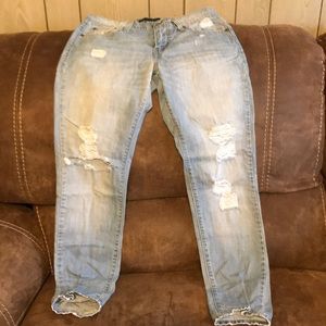 Levi’s Boyfriend Jeans
